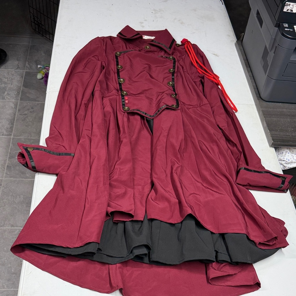 Chic Burgundy Cape with Black Accents
